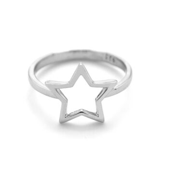 Anillo de plata con forma geometrica de estrella de cinco puntas y calada